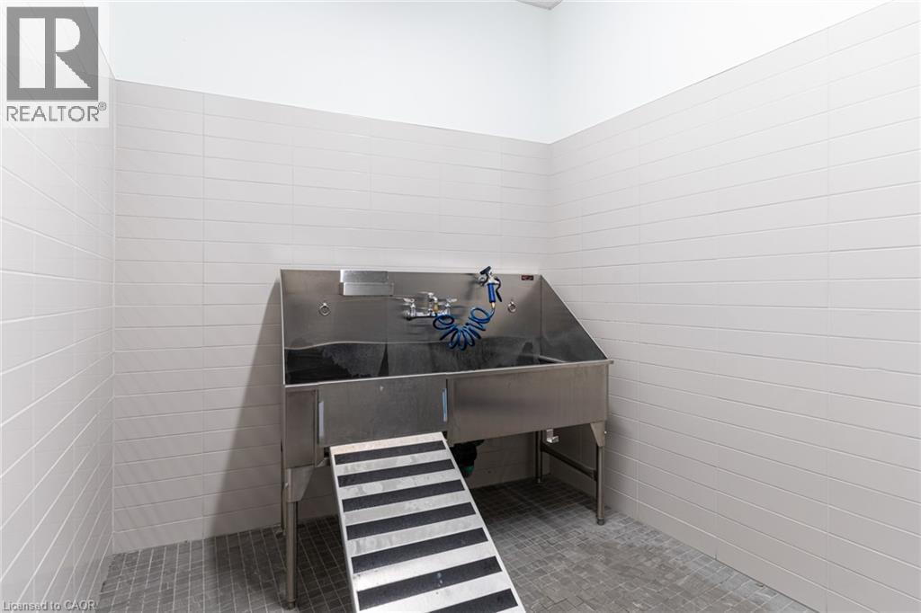 1333 Weber Street E Unit# 111, Kitchener, Ontario  N2A 1C2 - Photo 36 - 40812646