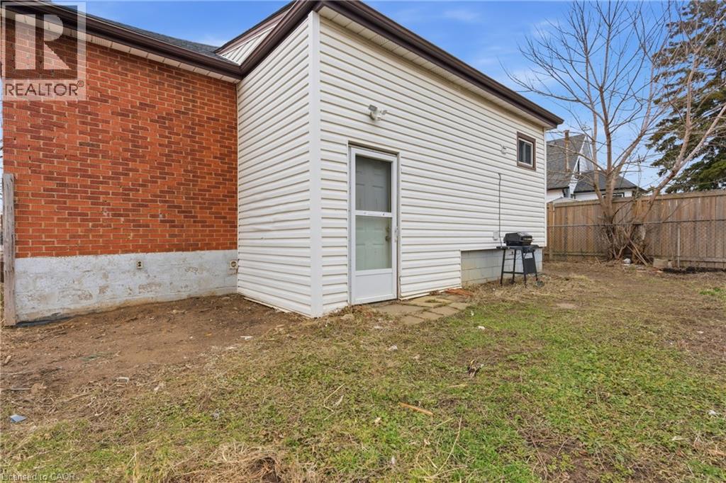 880 Lawrence Road, Hamilton, Ontario  L8K 2A3 - Photo 40 - 40812622