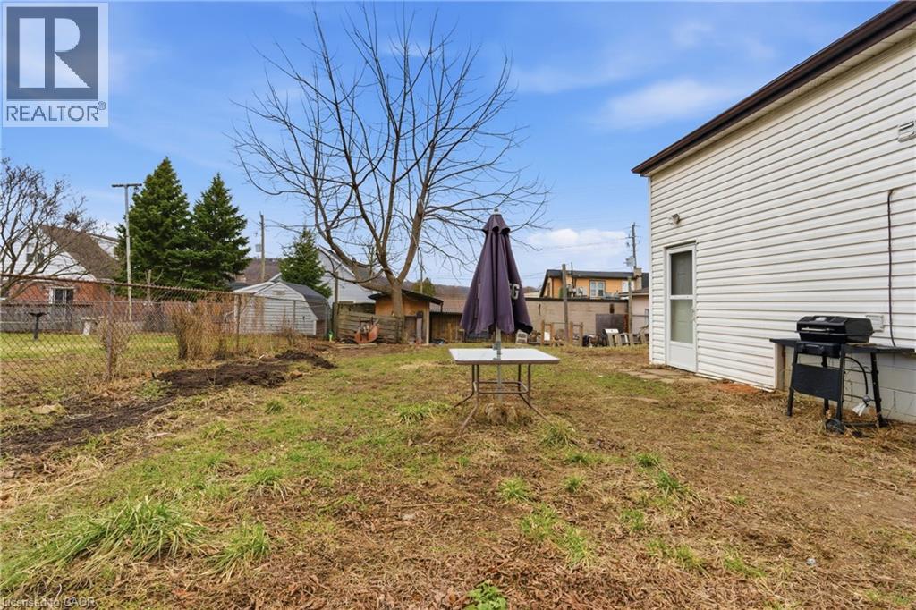 880 Lawrence Road, Hamilton, Ontario  L8K 2A3 - Photo 41 - 40812622