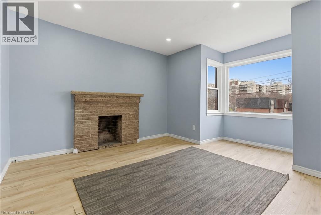 880 Lawrence Road, Hamilton, Ontario  L8K 2A3 - Photo 8 - 40812622