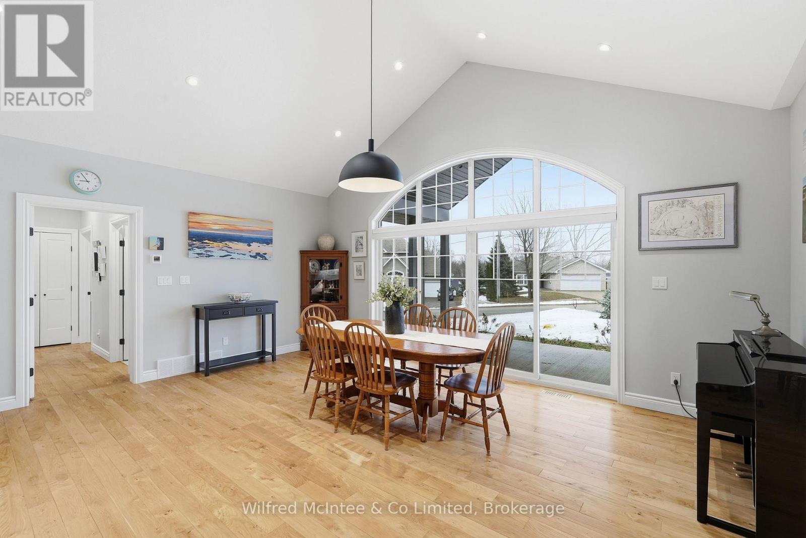 230 George Street S, Arran-Elderslie, Ontario  N0G 2N0 - Photo 16 - X12894314