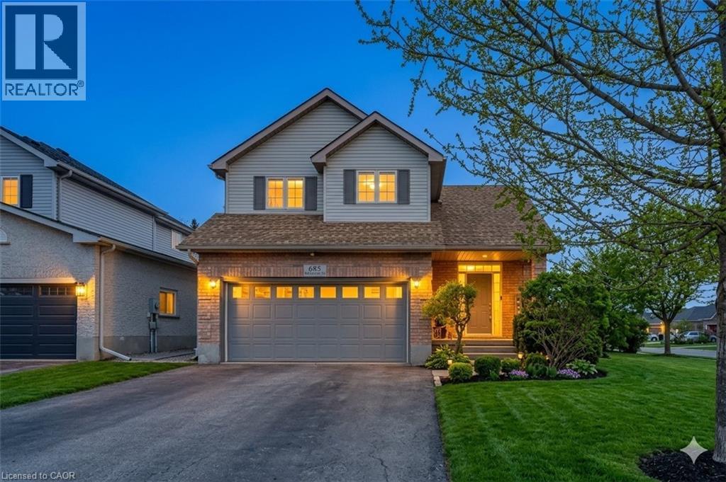 685 COLDSTREAM Drive, Waterloo, Ontario