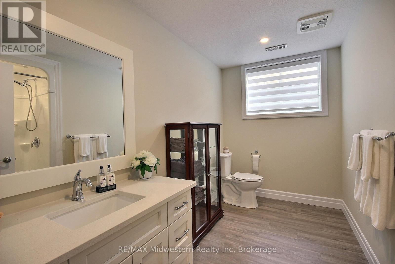 1095 Kincaid Street W, North Perth, Ontario  N4W 0J8 - Photo 20 - X12896002