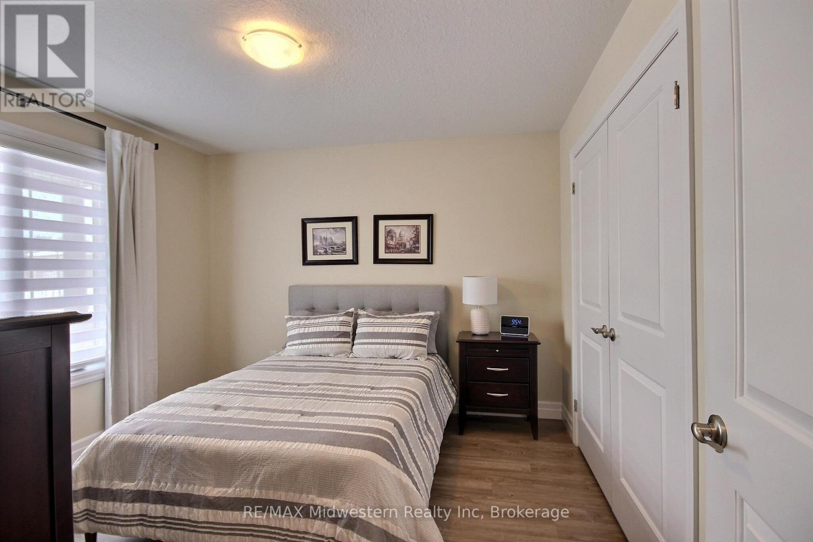 1095 Kincaid Street W, North Perth, Ontario  N4W 0J8 - Photo 8 - X12896002