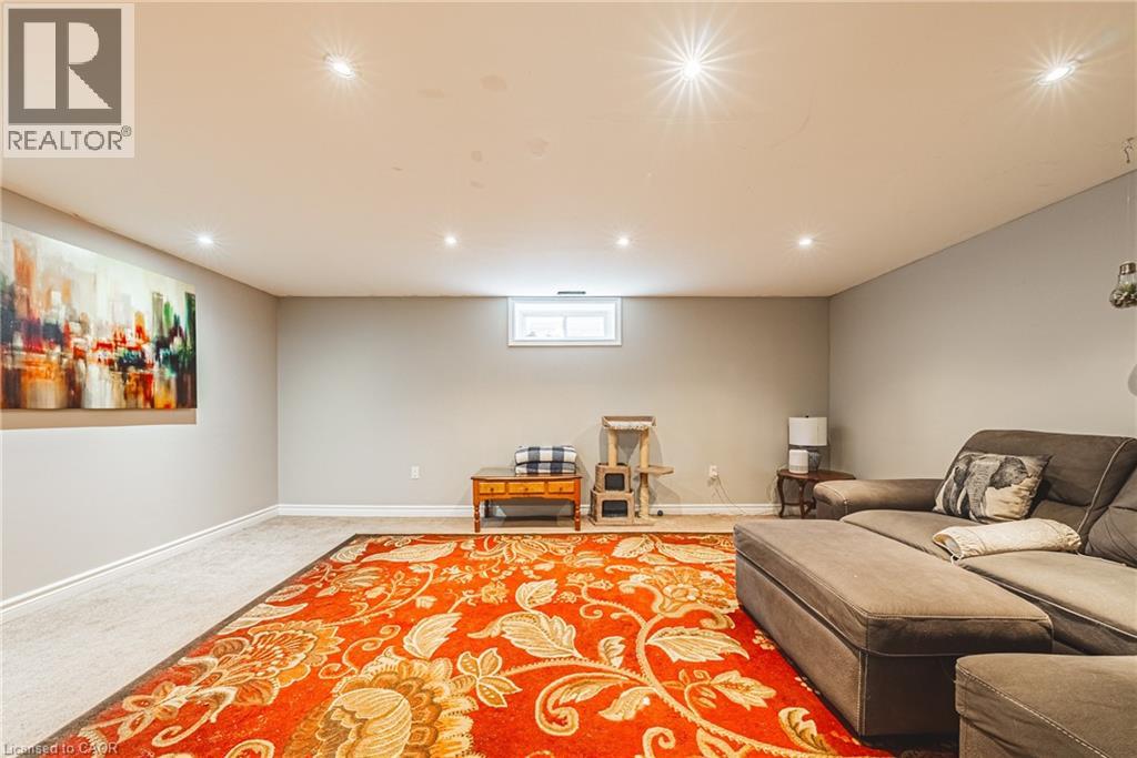 38 Glenburn Court, Hamilton, Ontario  L8E 1C8 - Photo 19 - 40813012