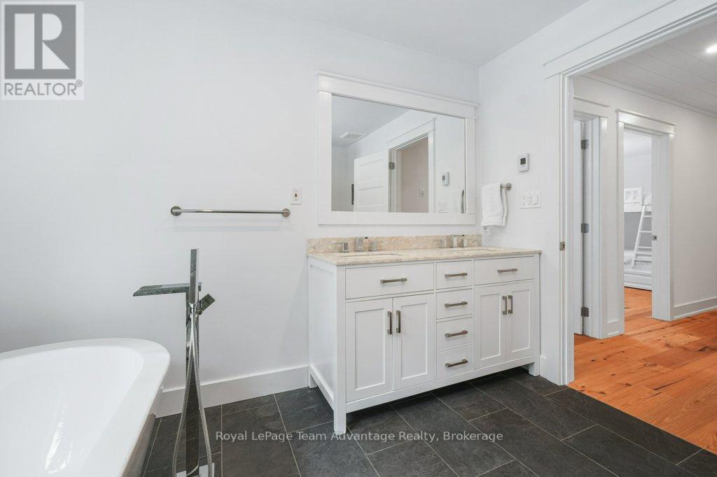 18 Ferris Road, Seguin, Ontario  P2A 2W8 - Photo 36 - X12897128