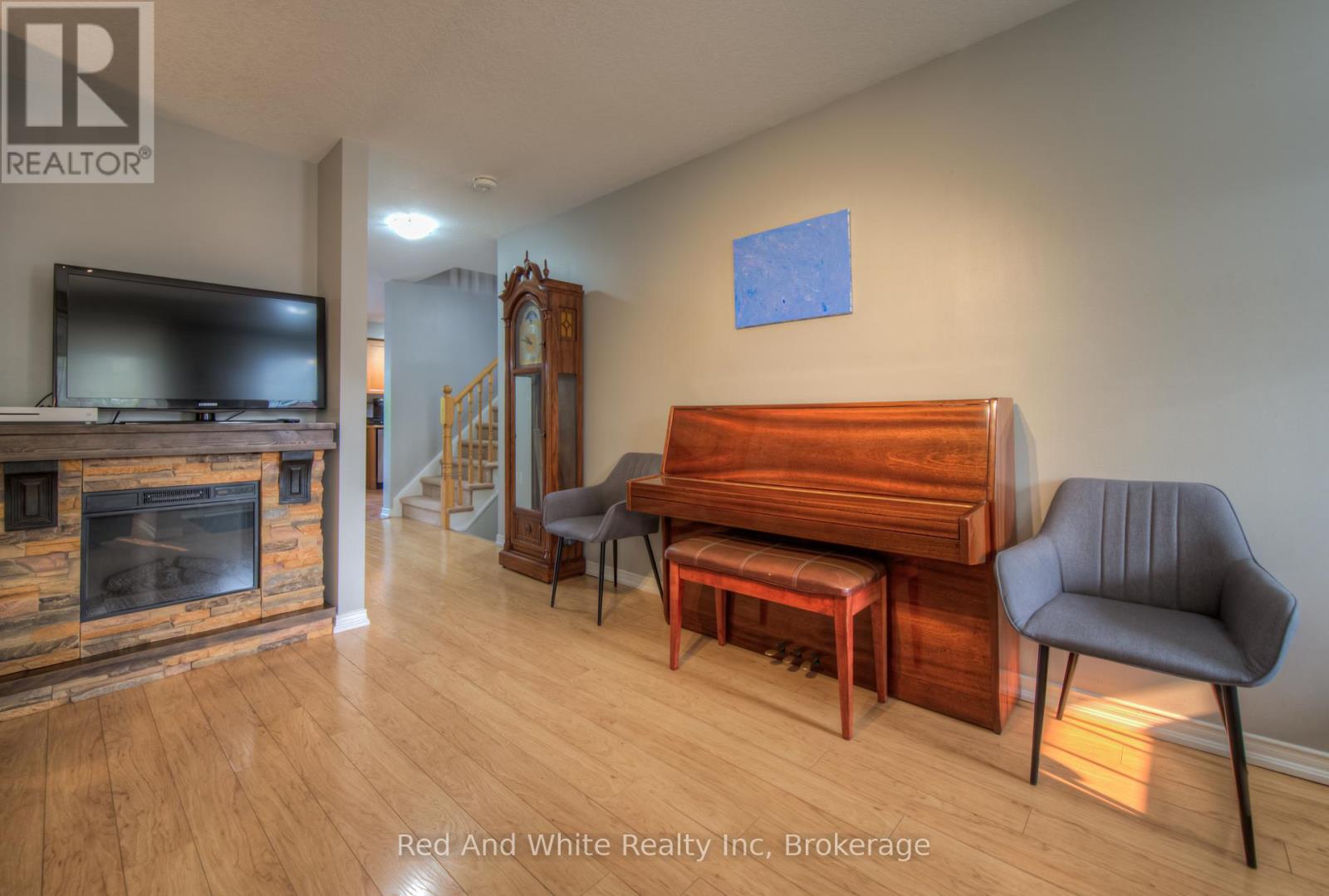 75 Norwich Road, Woolwich, Ontario  N0B 1M0 - Photo 10 - X12897596