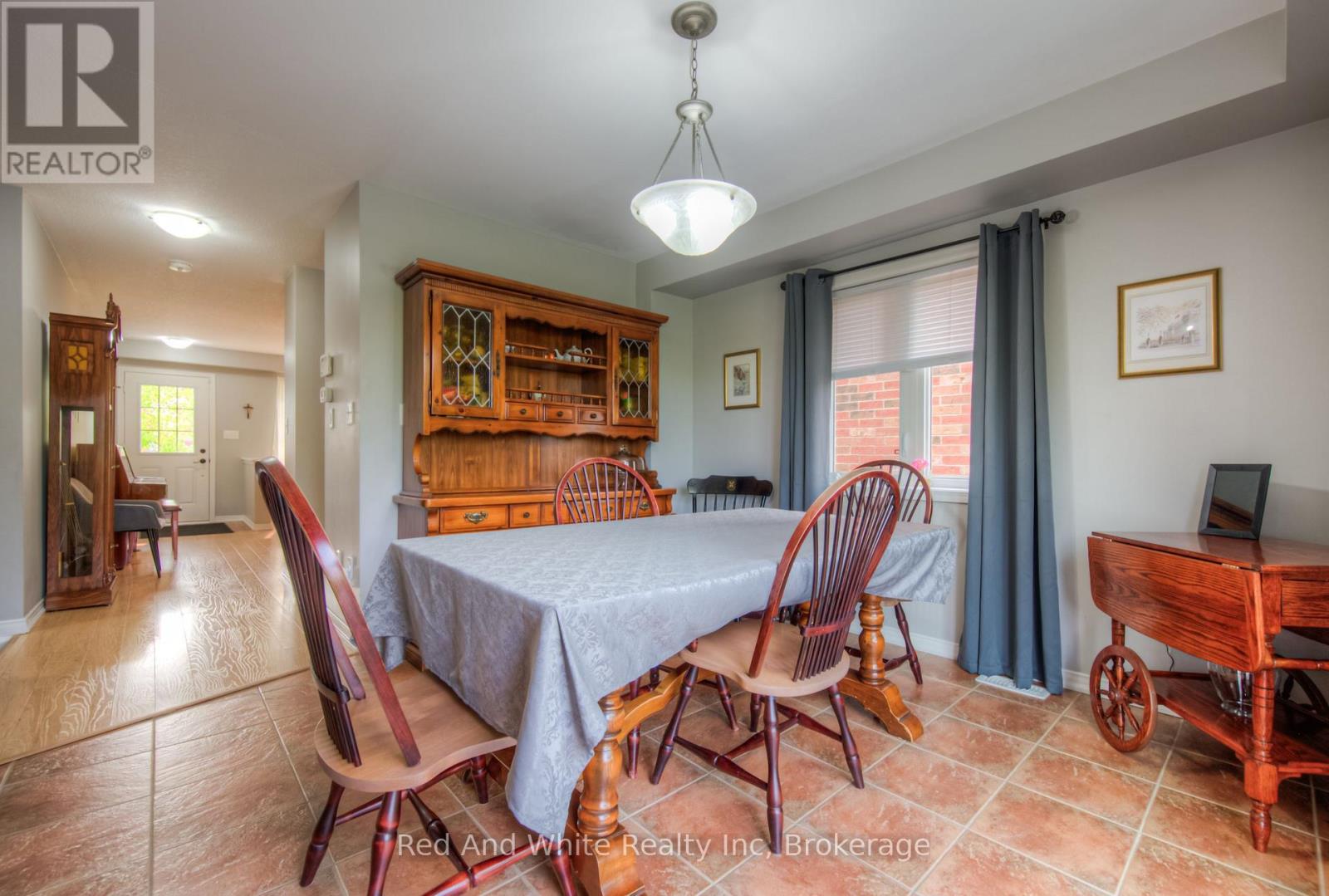 75 Norwich Road, Woolwich, Ontario  N0B 1M0 - Photo 12 - X12897596