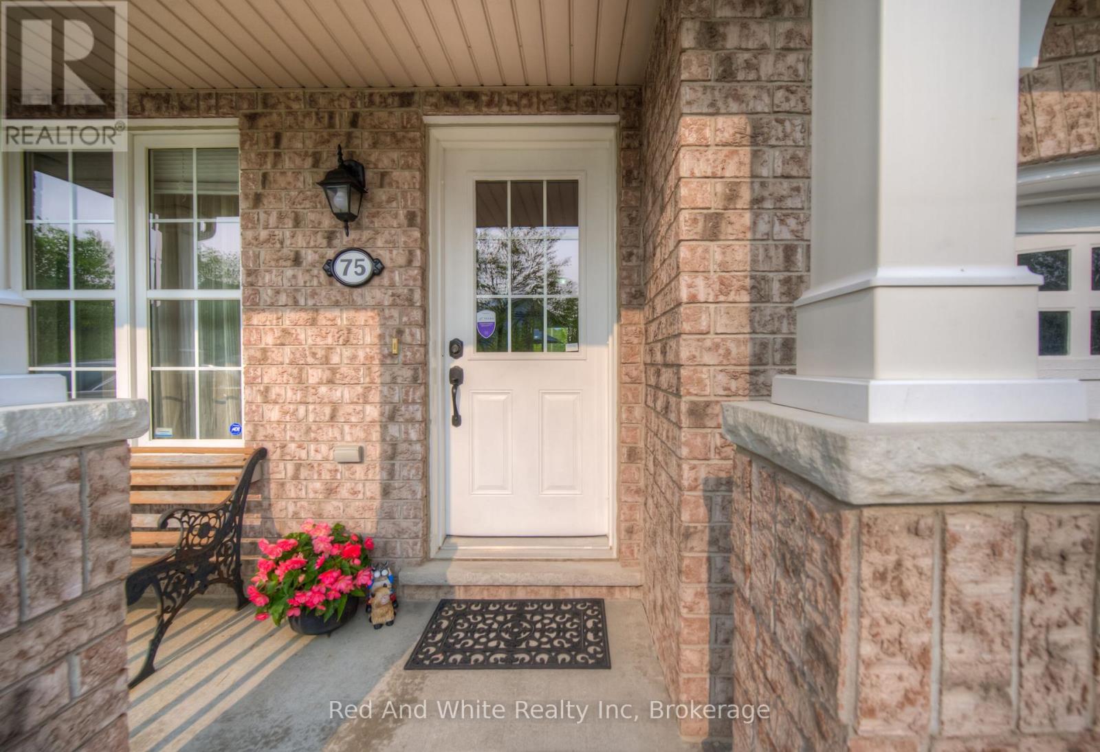 75 Norwich Road, Woolwich, Ontario  N0B 1M0 - Photo 5 - X12897596