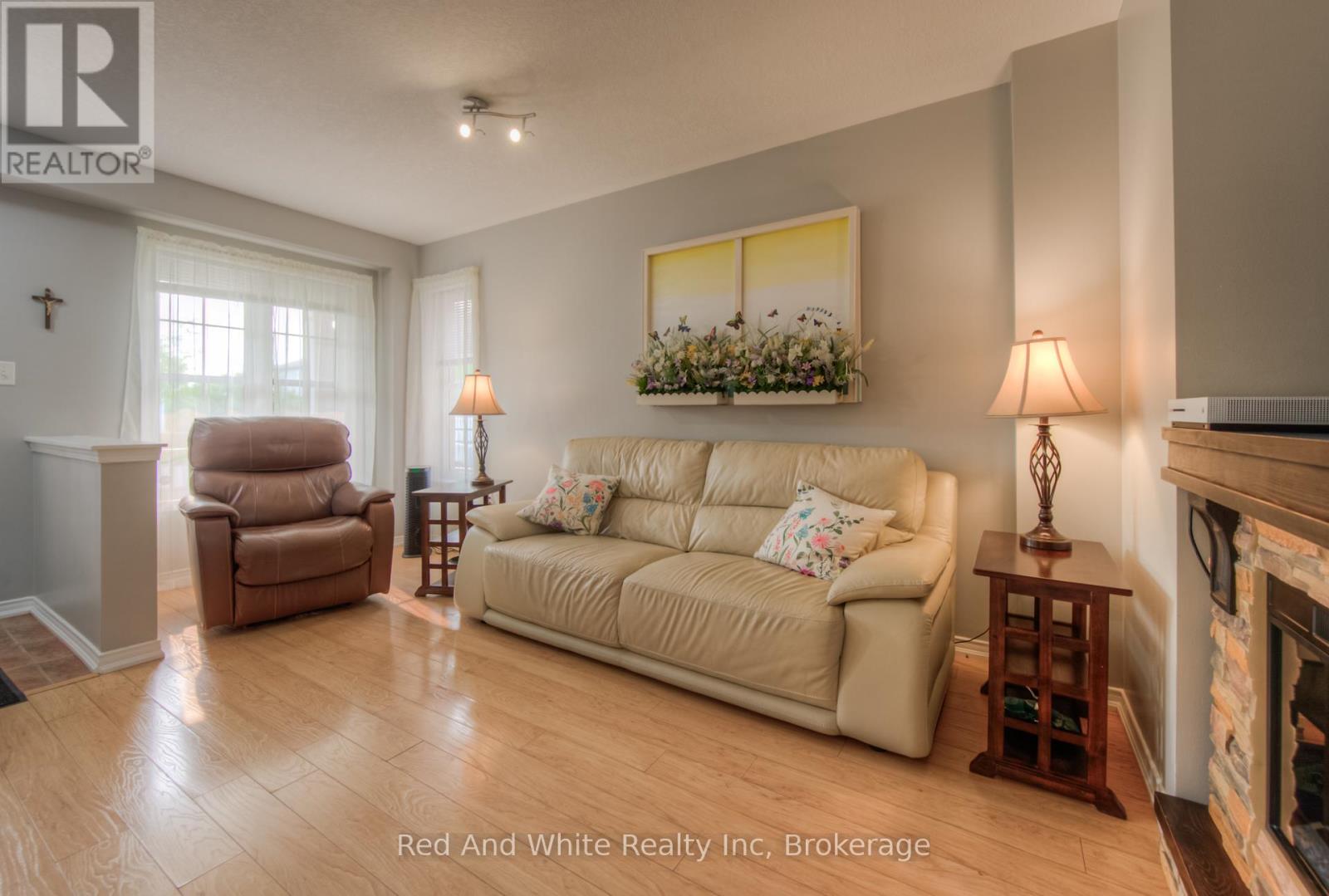 75 Norwich Road, Woolwich, Ontario  N0B 1M0 - Photo 9 - X12897596