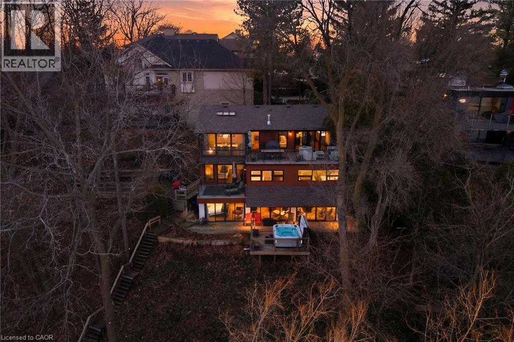 868 Danforth Place, Burlington, Ontario  L7T 1S2 - Photo 2 - 40812451