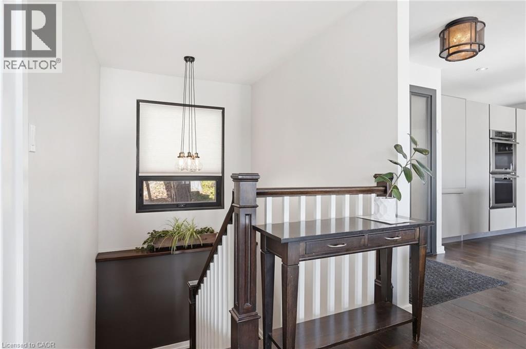 868 Danforth Place, Burlington, Ontario  L7T 1S2 - Photo 8 - 40812451