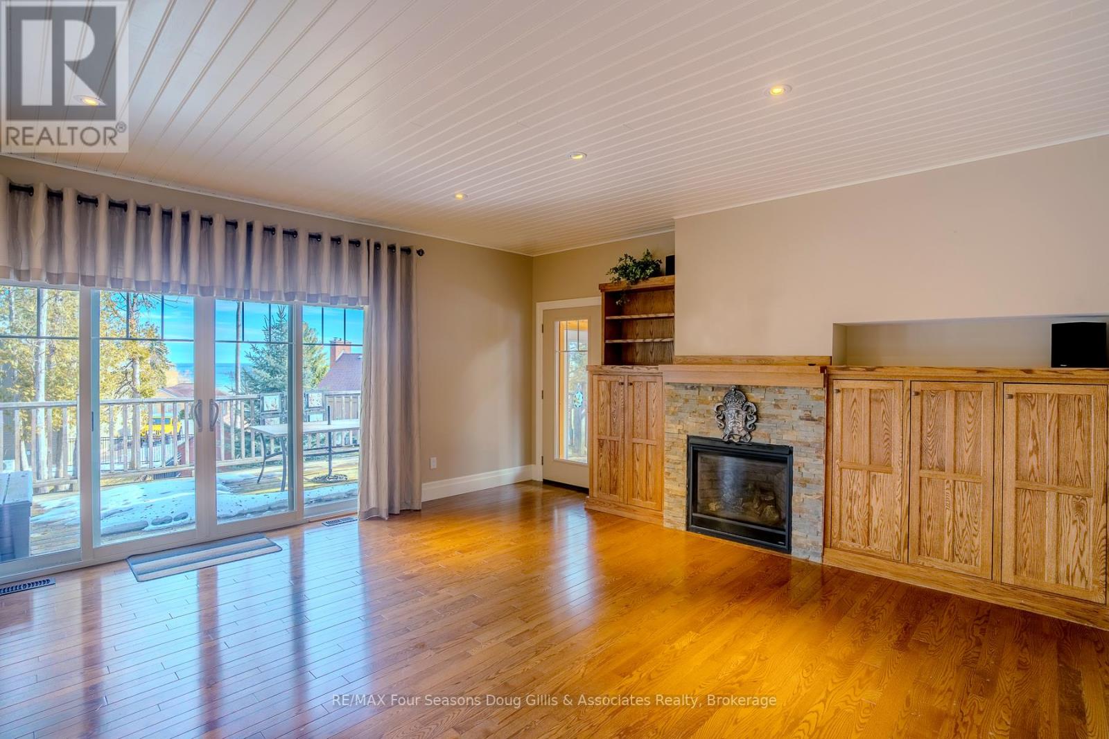 135 Algonquin Drive, Meaford, Ontario  N4L 0A7 - Photo 13 - X12898612