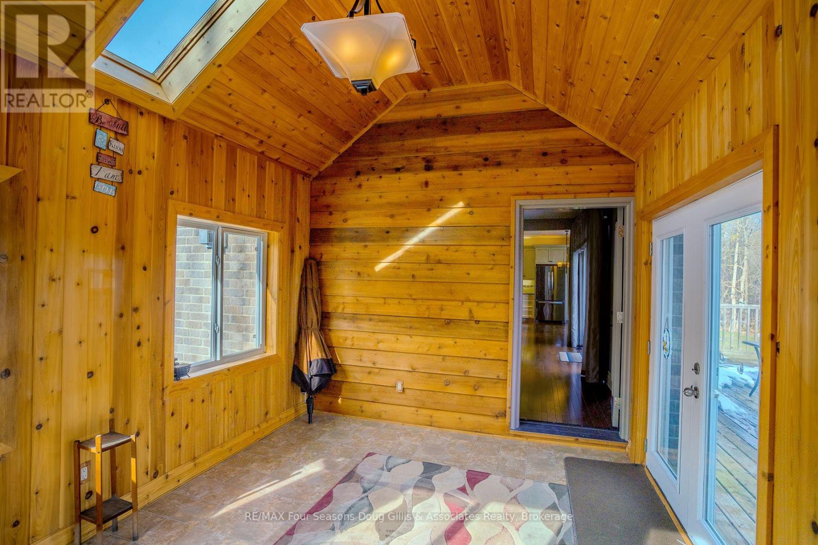 135 Algonquin Drive, Meaford, Ontario  N4L 0A7 - Photo 32 - X12898612