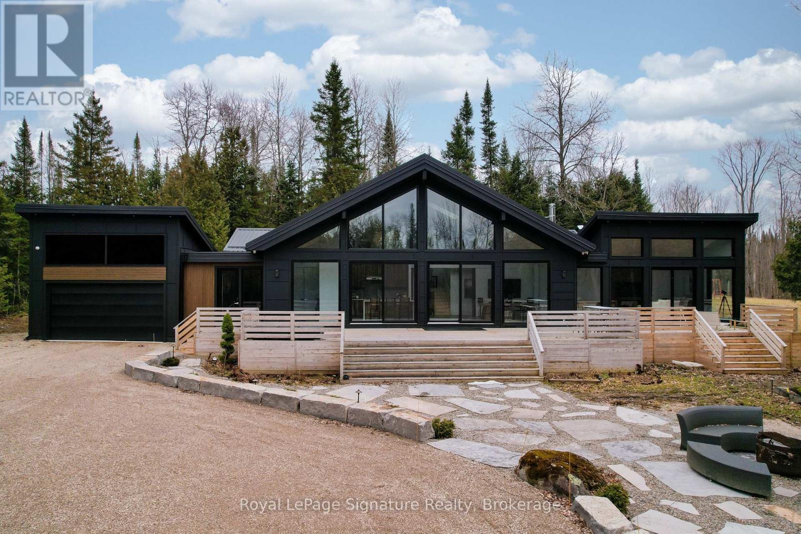 415040 10th Line, Blue Mountains, Ontario  N0H 2E0 - Photo 8 - X12898768