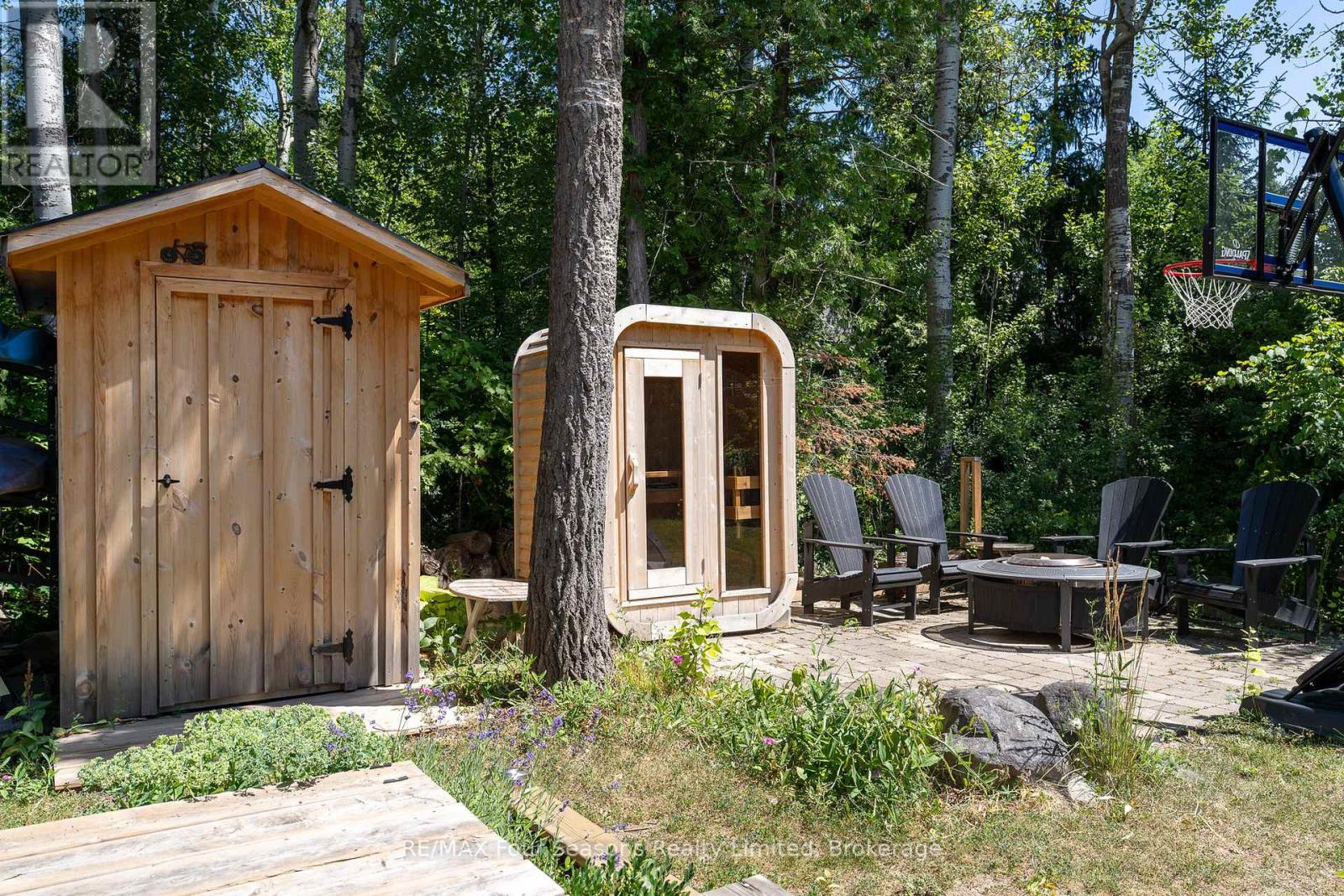 141 Aspen Way, Blue Mountains, Ontario  L9Y 0S7 - Photo 6 - X12898960