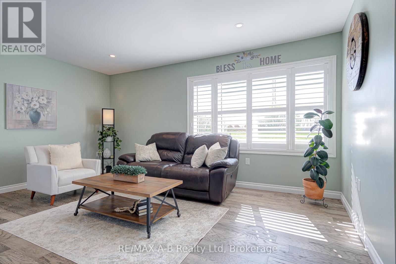 3963 Road 111, Perth East, Ontario  N5A 6S5 - Photo 8 - X12898968