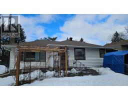 8 STURGEON BAY ROAD, Severn, Ontario