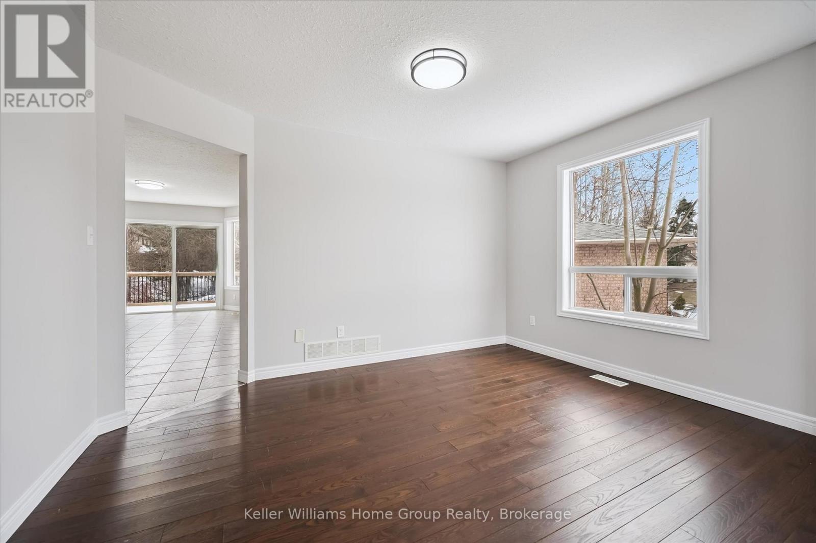 616 Black Street, Centre Wellington, Ontario  N1M 0A3 - Photo 9 - X12899132