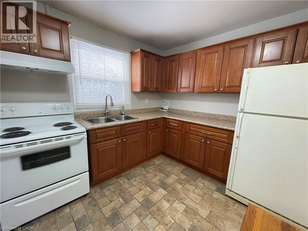 10 Angus Road Unit# 3, Hamilton, Ontario  L8K 6K3 - Photo 2 - 40813455