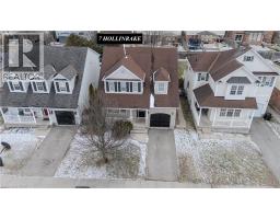 7 HOLLINRAKE Avenue, Brantford, Ontario