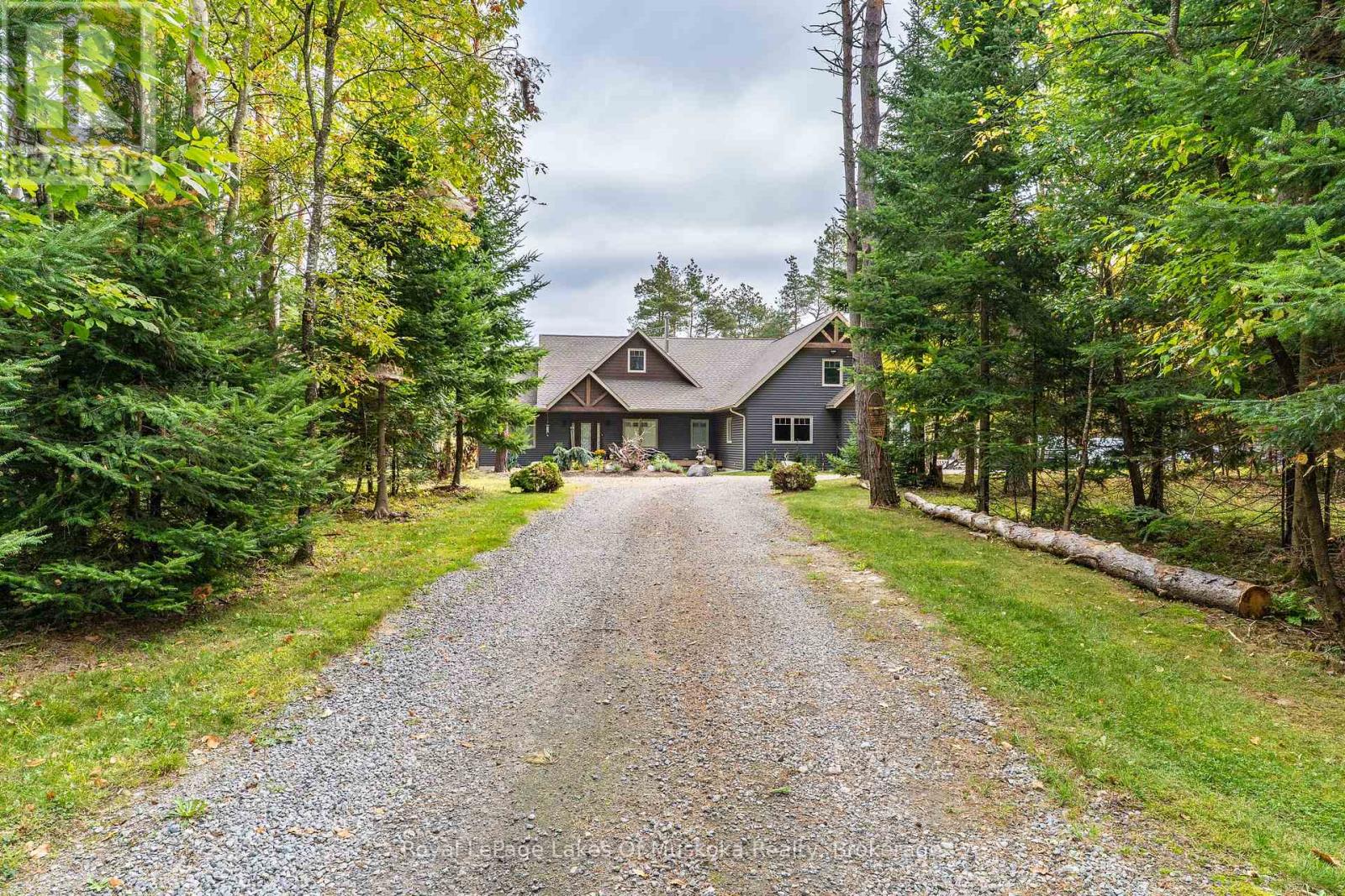 461 Rowanwood Road, Huntsville, Ontario  P0B 1M0 - Photo 2 - X12899484