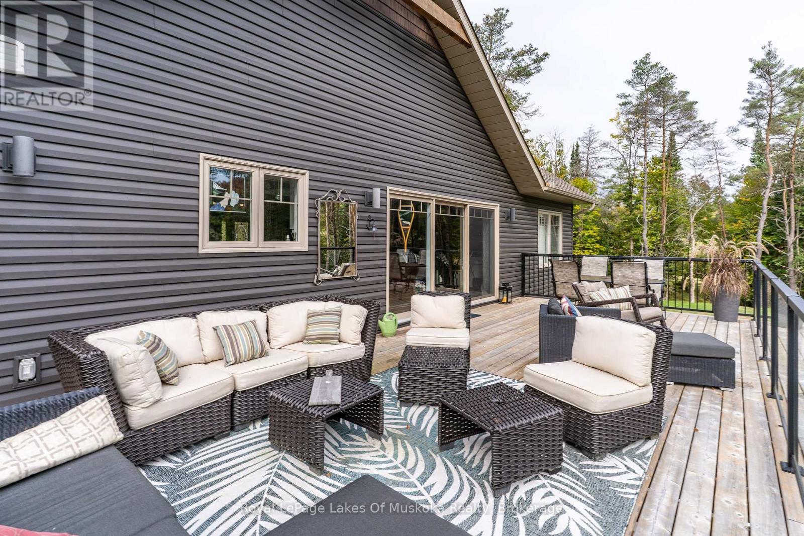 461 Rowanwood Road, Huntsville, Ontario  P0B 1M0 - Photo 7 - X12899484