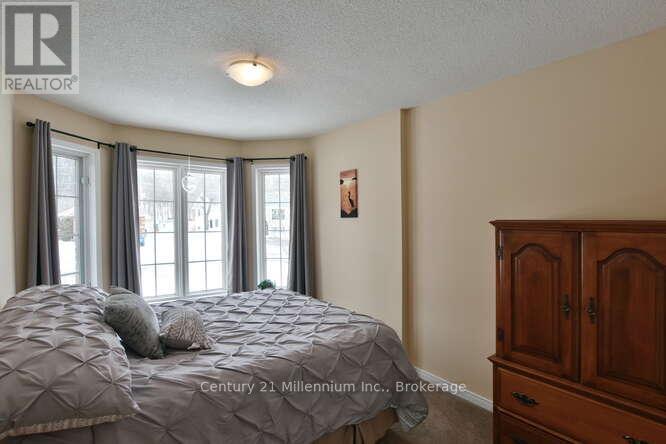 1 Downer Crescent, Wasaga Beach, Ontario  L9Z 1B9 - Photo 23 - S12899892