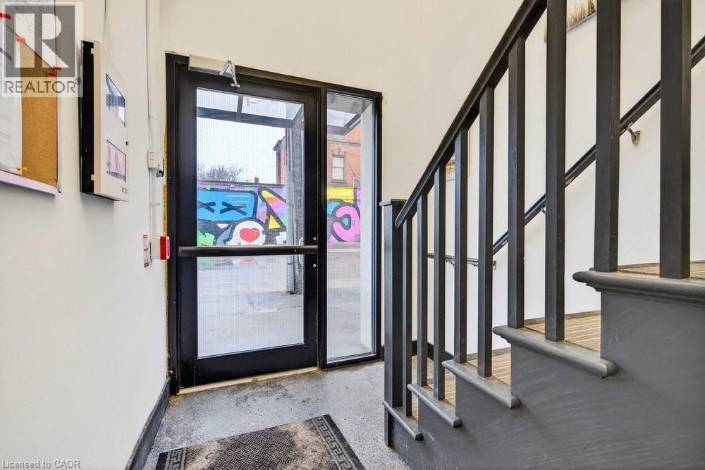 98 Barton Street E, Hamilton, Ontario  L8L 4S6 - Photo 4 - 40813395