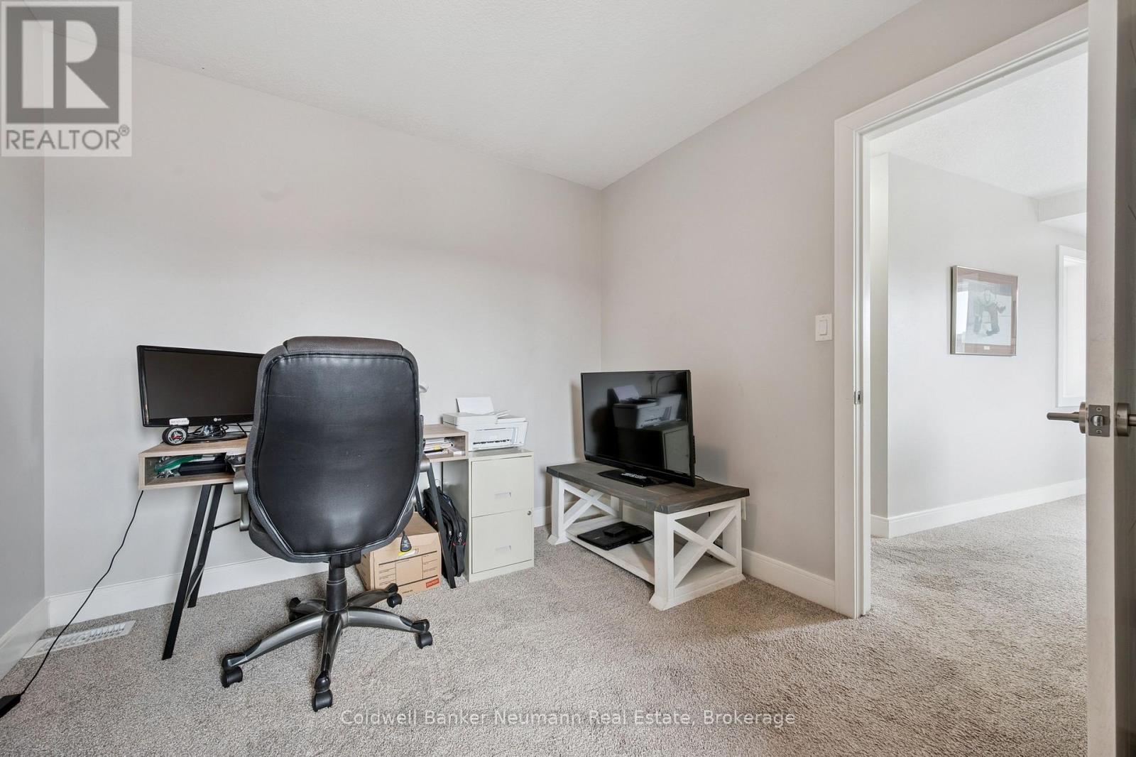 8 - 32 Arkell Road, Guelph, Ontario  N1L 0L4 - Photo 20 - X12900010