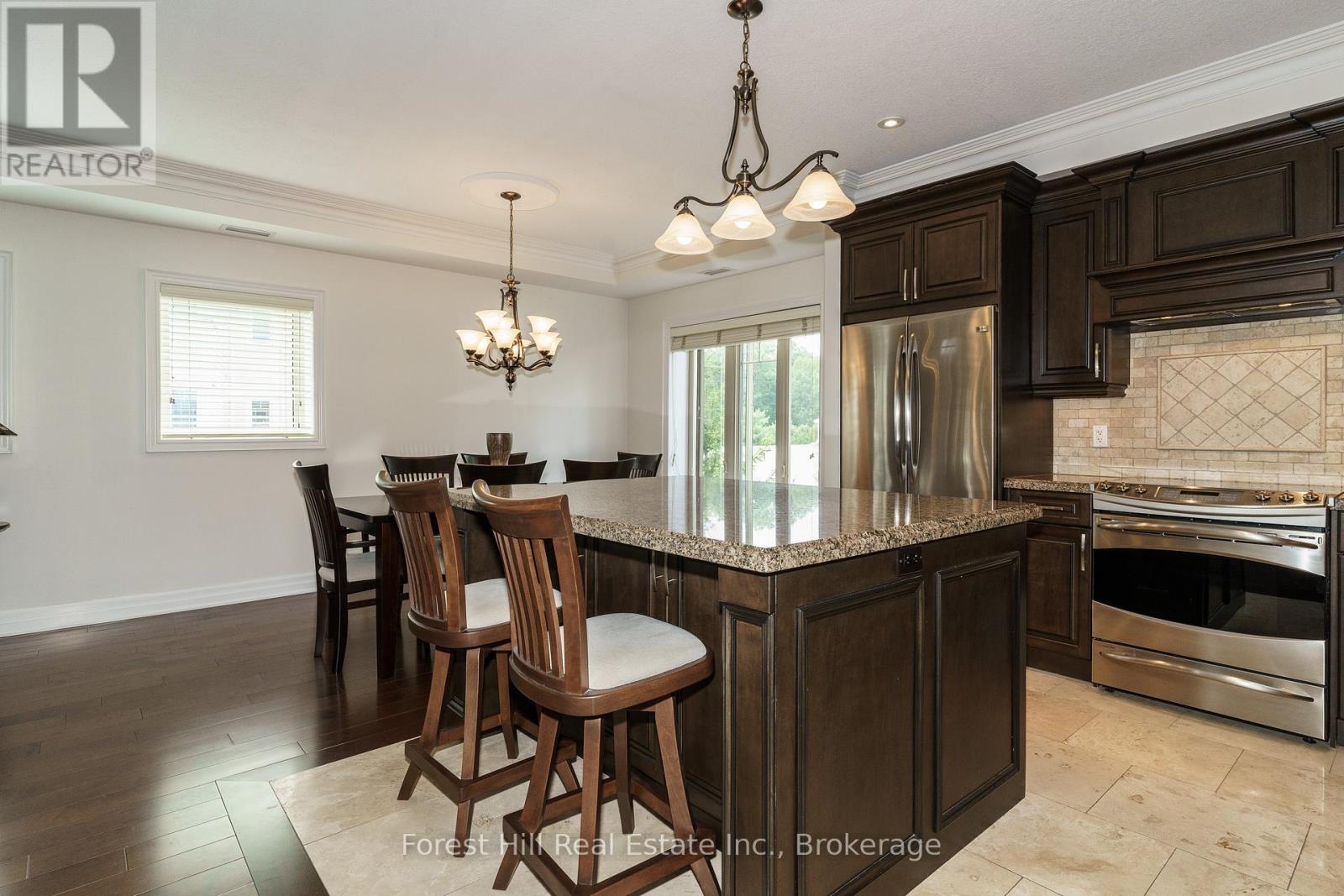 307 - 130 Steamship Bay Road, Gravenhurst, Ontario  P1P 1Z9 - Photo 12 - X12900200