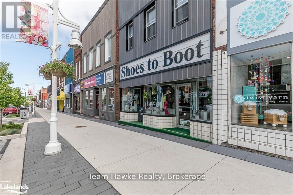 261 KING STREET, Midland, Ontario