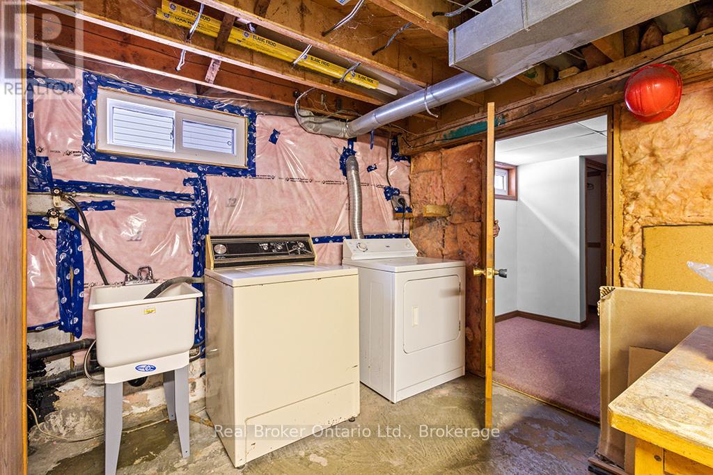 626 13th Avenue, Hanover, Ontario  N4N 2X1 - Photo 32 - X12900814