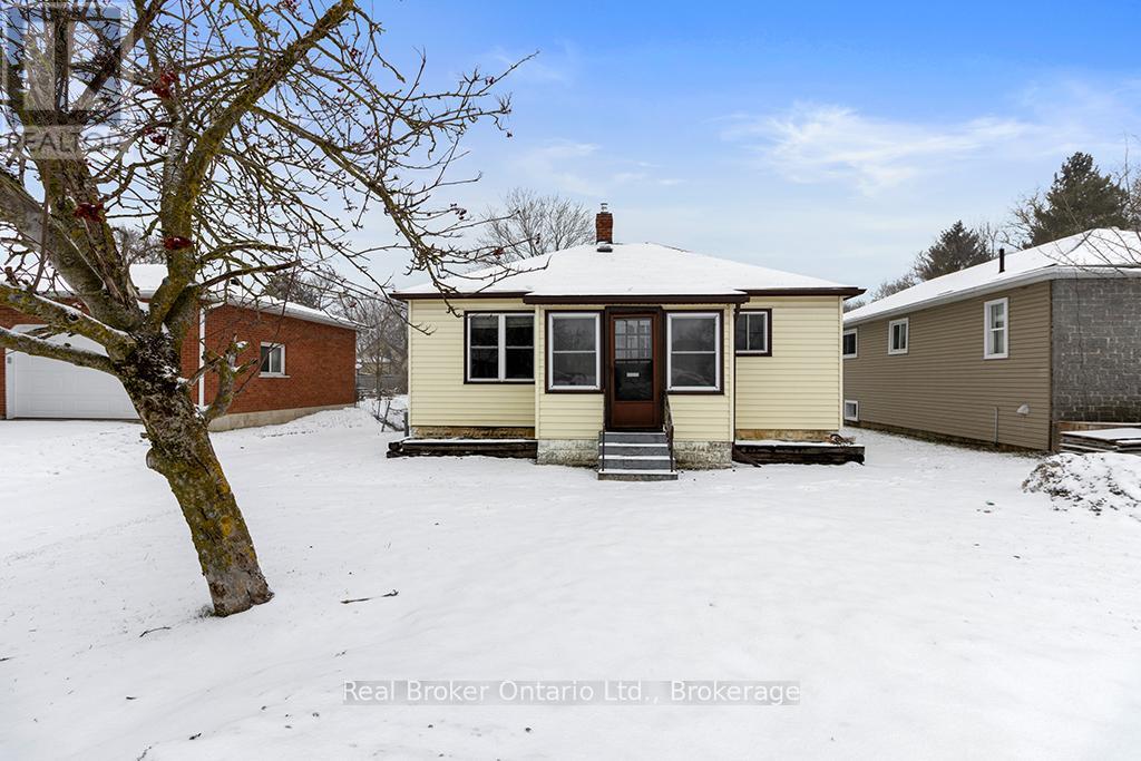 626 13th Avenue, Hanover, Ontario  N4N 2X1 - Photo 4 - X12900814