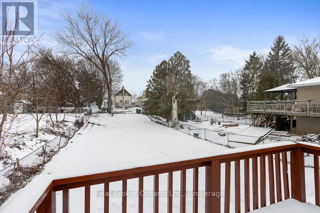 626 13th Avenue, Hanover, Ontario  N4N 2X1 - Photo 43 - X12900814