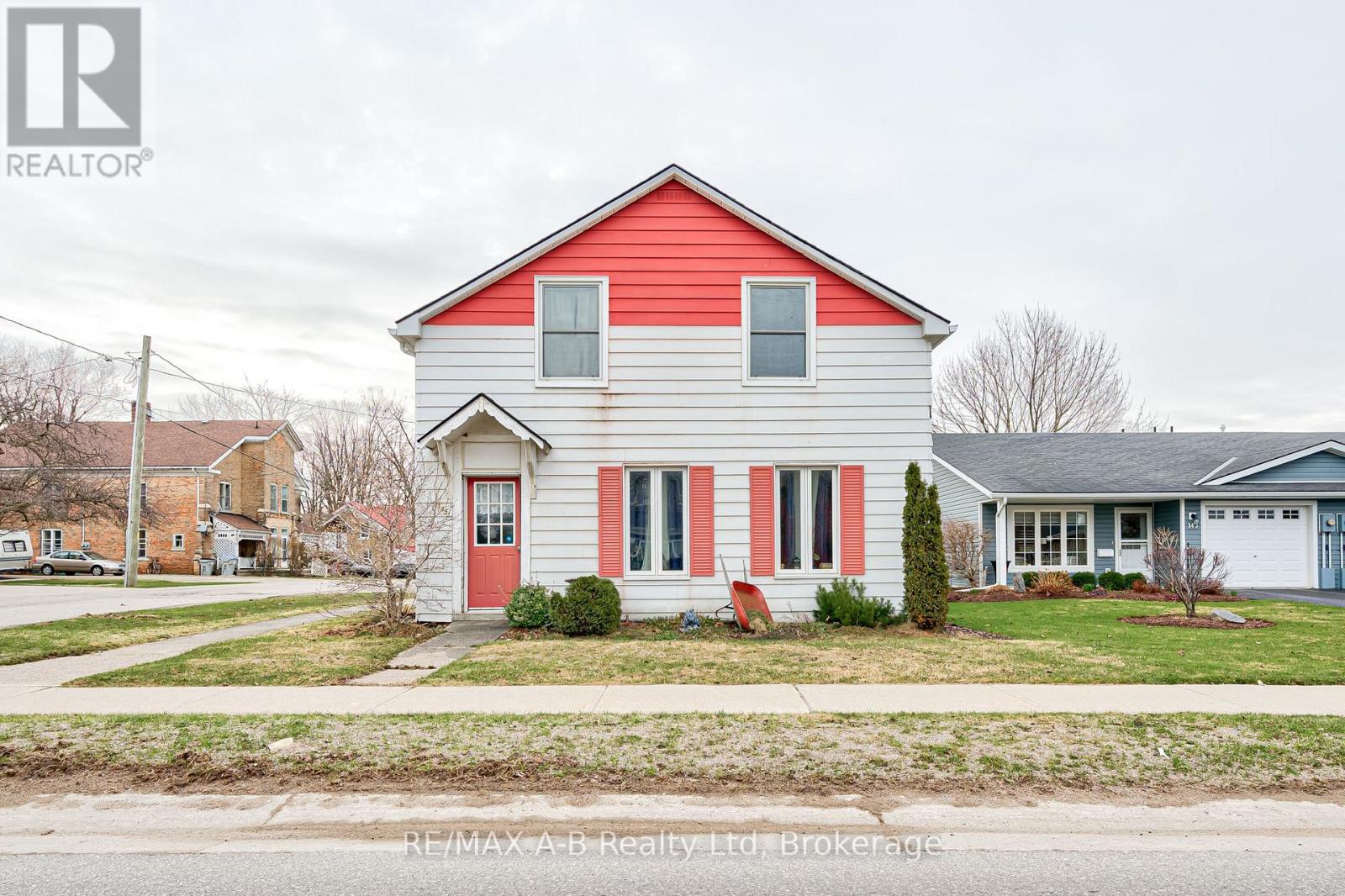 145 ST GEORGE STREET, West Perth, Ontario