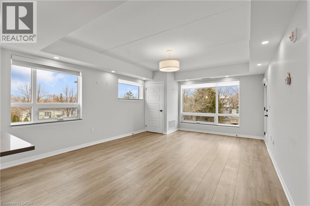 3998 Victoria Avenue Unit# 211, Vineland, Ontario  L0R 2C0 - Photo 13 - 40813569