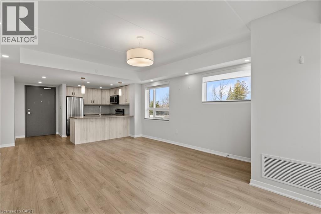 3998 Victoria Avenue Unit# 211, Vineland, Ontario  L0R 2C0 - Photo 18 - 40813569