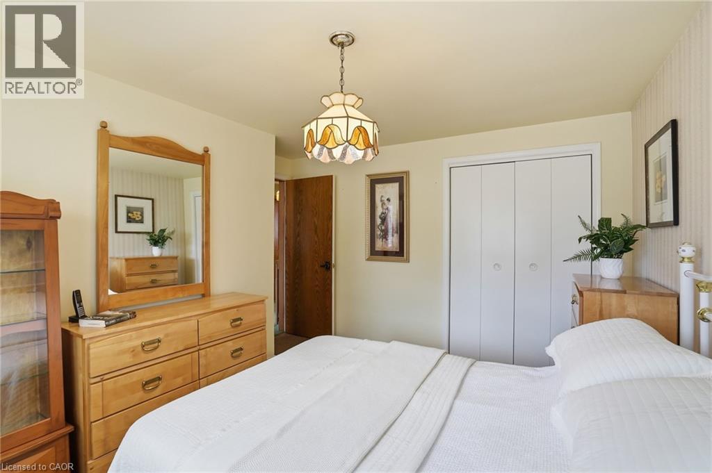 1 Thorncrest Boulevard, Dundas, Ontario  L9H 7L1 - Photo 25 - 40813623