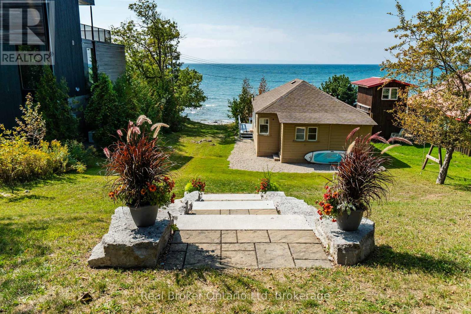 1948 Tiny Beaches Road S, Tiny, Ontario  L0L 1P1 - Photo 31 - S12901472