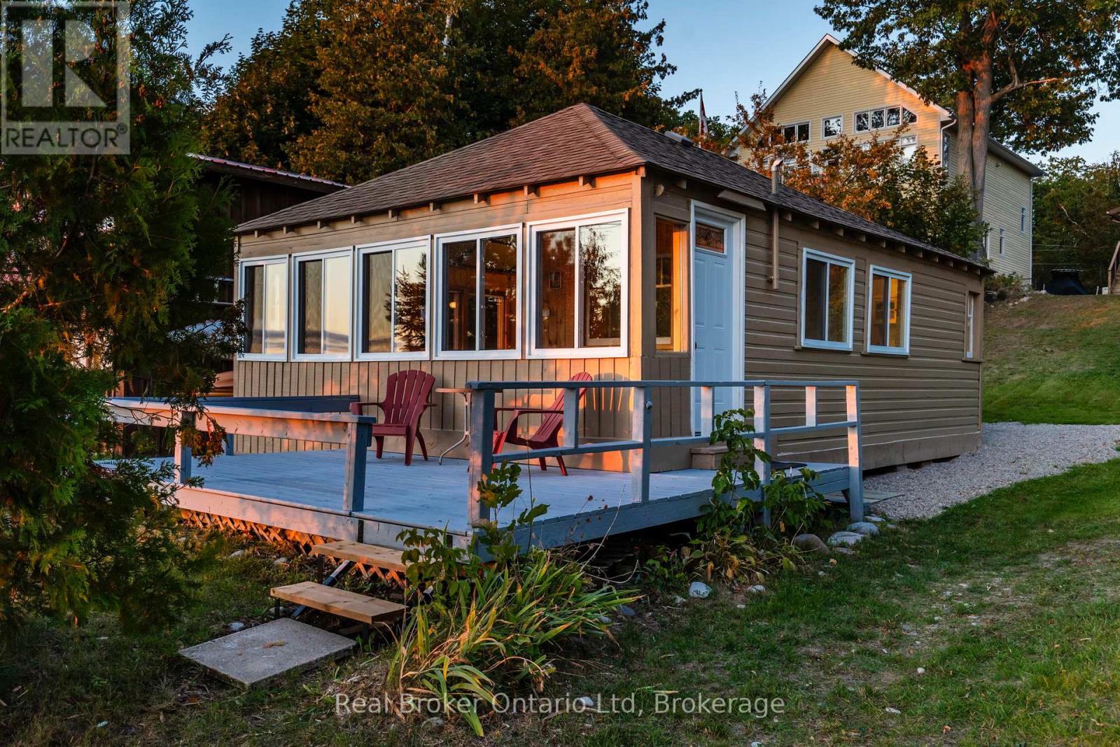 1948 Tiny Beaches Road S, Tiny, Ontario  L0L 1P1 - Photo 32 - S12901472