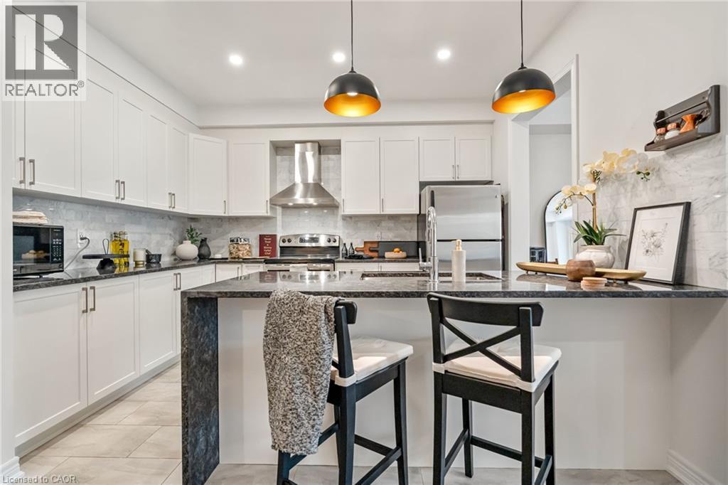 54 Nisbet Boulevard Unit# 16, Waterdown, Ontario  L8B 0Y3 - Photo 11 - 40813490