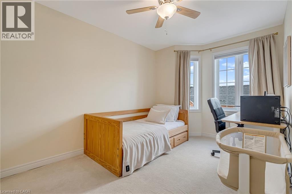 54 Nisbet Boulevard Unit# 16, Waterdown, Ontario  L8B 0Y3 - Photo 32 - 40813490