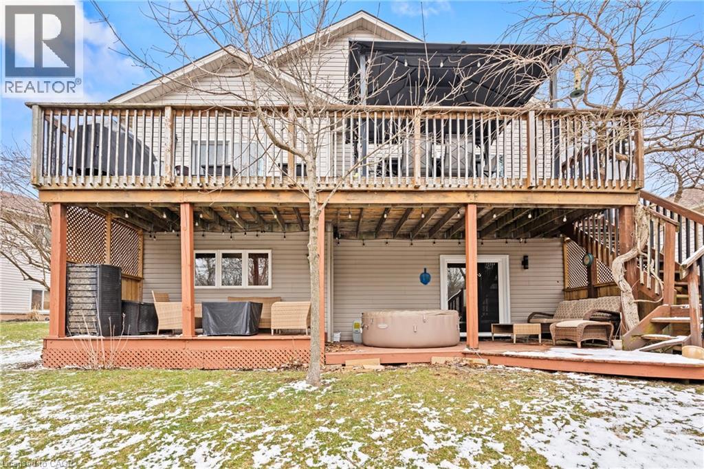 7852 Charnwood Avenue, Niagara Falls, Ontario  L2H 3E2 - Photo 2 - 40813670