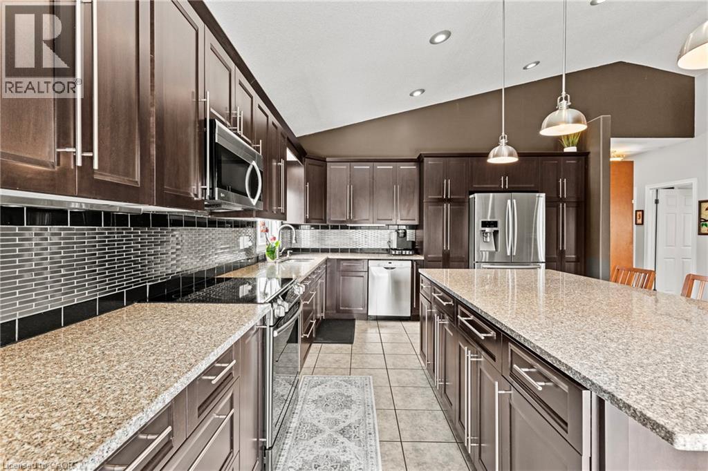 7852 Charnwood Avenue, Niagara Falls, Ontario  L2H 3E2 - Photo 20 - 40813670