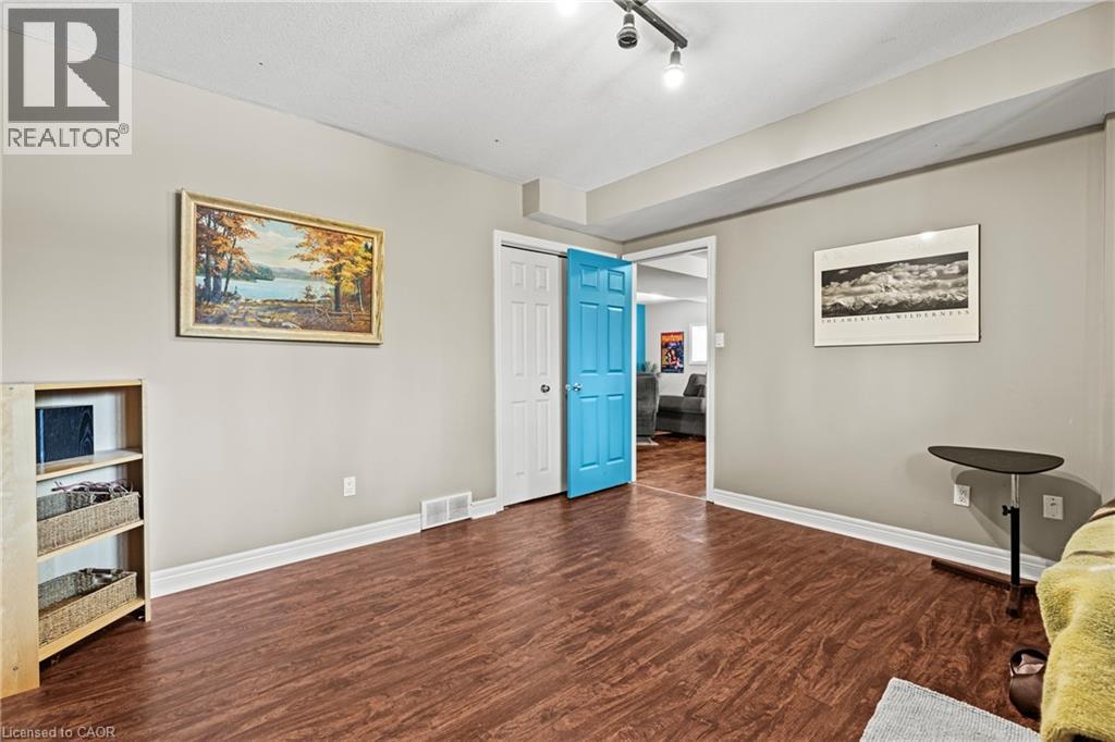 7852 Charnwood Avenue, Niagara Falls, Ontario  L2H 3E2 - Photo 32 - 40813670