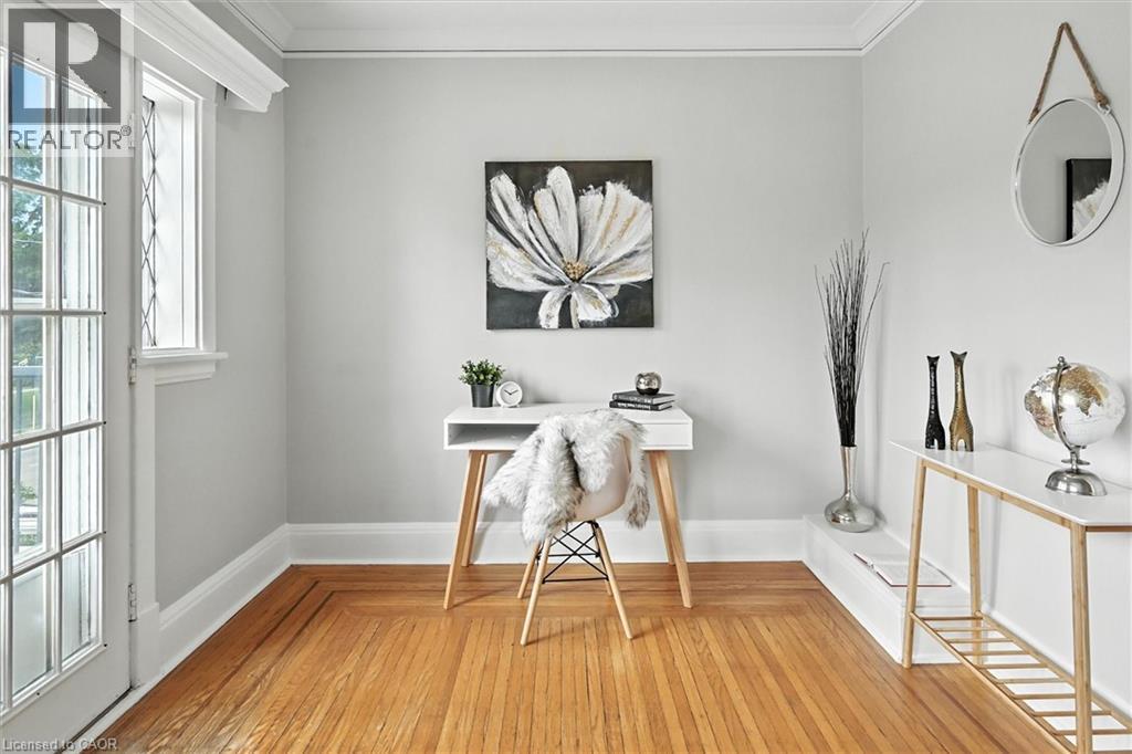 1047 Main Street E, Hamilton, Ontario  L8M 1N5 - Photo 21 - 40812609