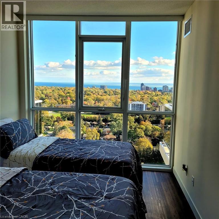 2081 Fairview Street Unit# 2004, Burlington, Ontario  L7R 0E4 - Photo 2 - 40813598