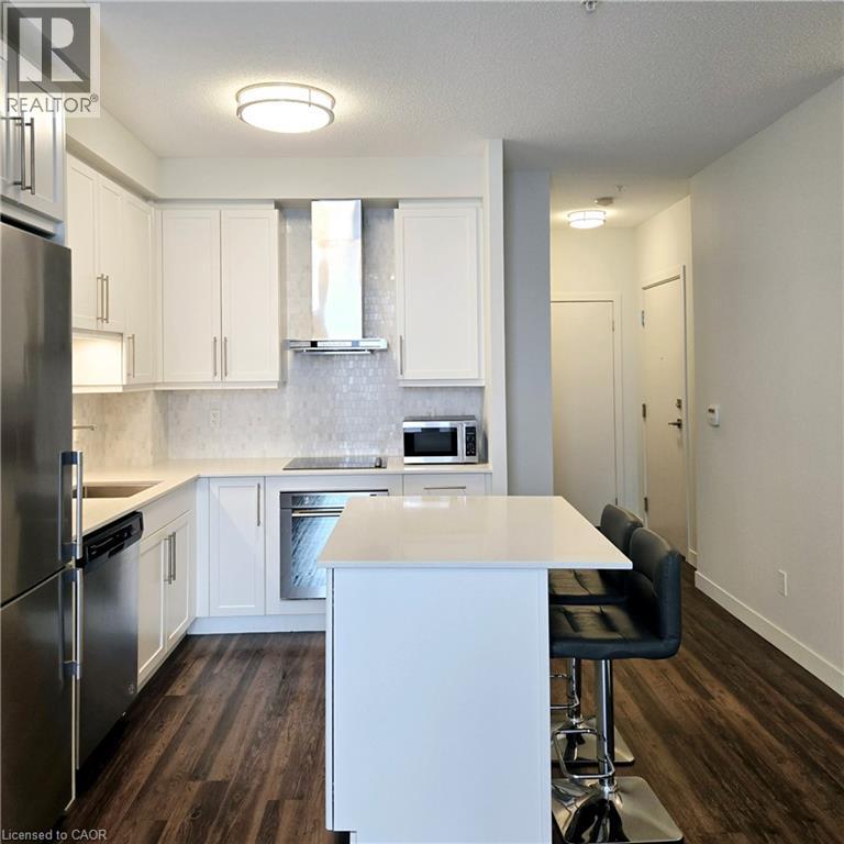 2081 Fairview Street Unit# 2004, Burlington, Ontario  L7R 0E4 - Photo 3 - 40813598