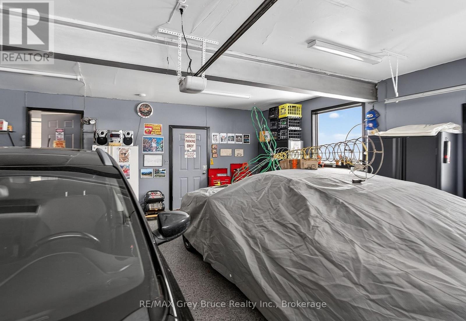 102 Mary Avenue W, Georgian Bluffs, Ontario  N4K 5N5 - Photo 16 - X12902280